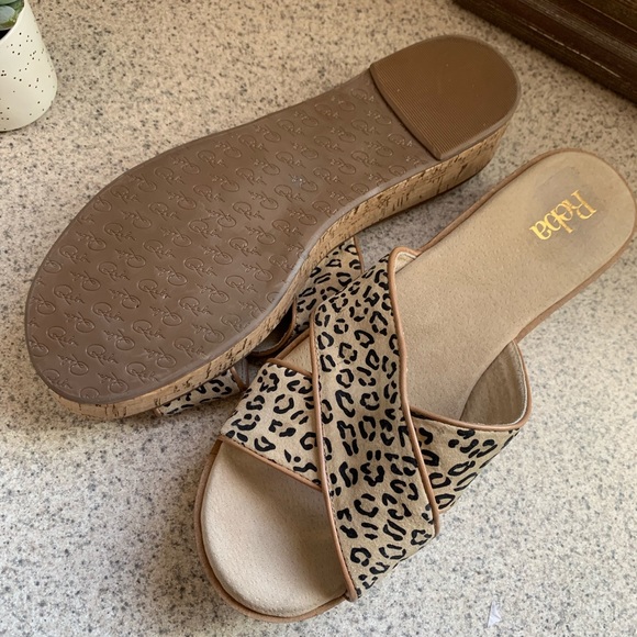 Reba Leopard Print Sandals - Picture 5 of 5
